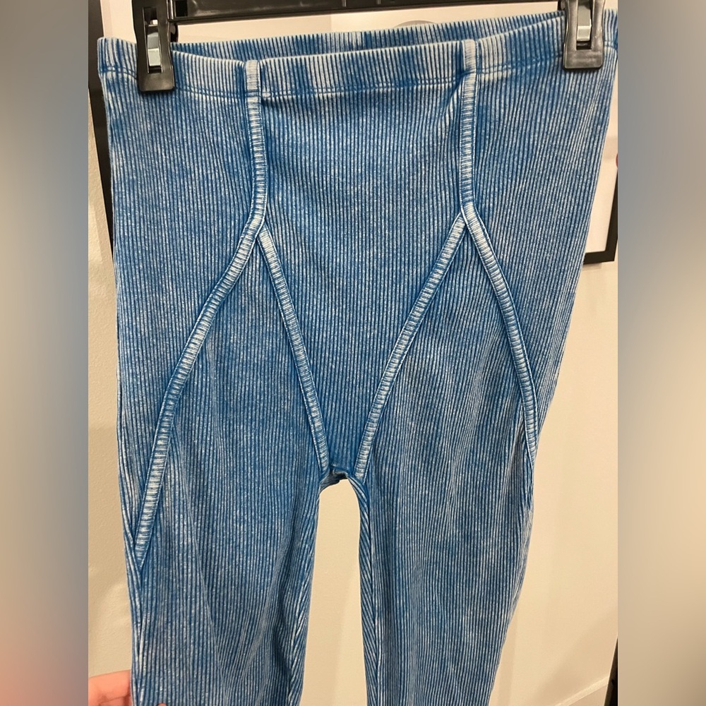 NWT fashion nova stretch ribbed leggings - Picture 5 of 6